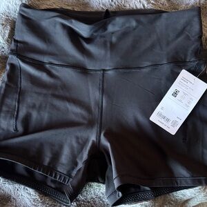 Athleta Pacesetter 4” shortie.